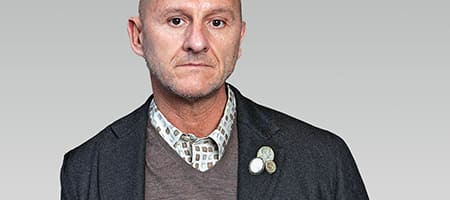Alt image