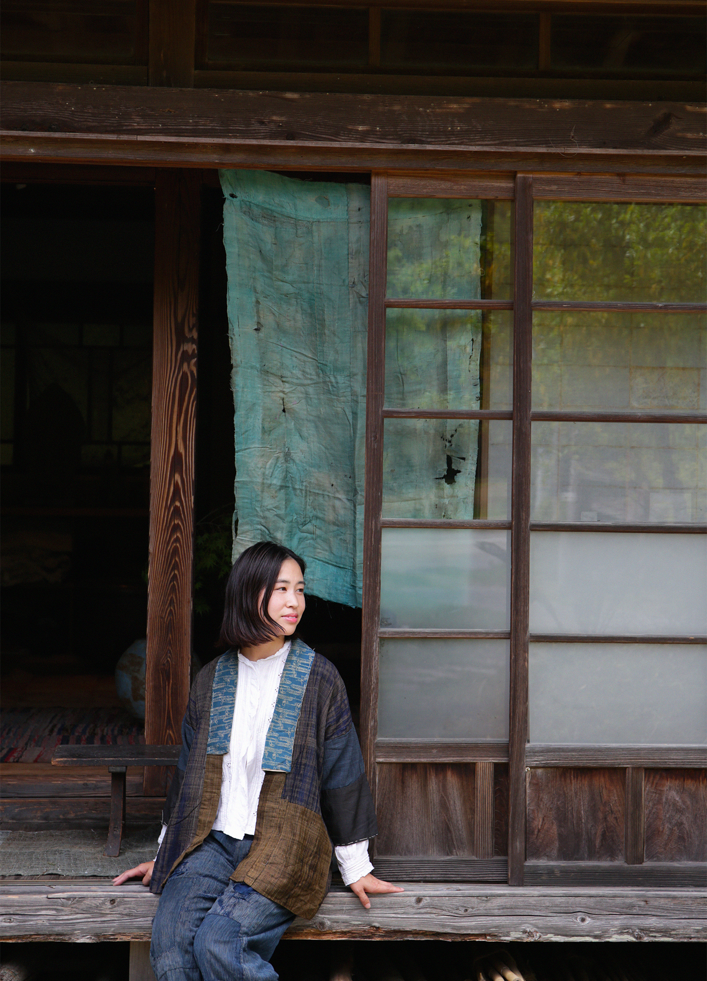 Hitomi wearing boro (patchwork repair) trousers. © photo: Nick Clements